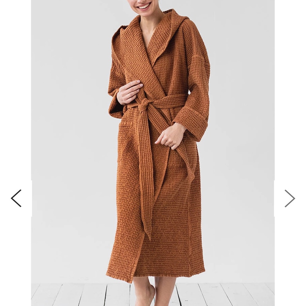 NWOT UO MagicLinen Waffle Hooded Bathrobe